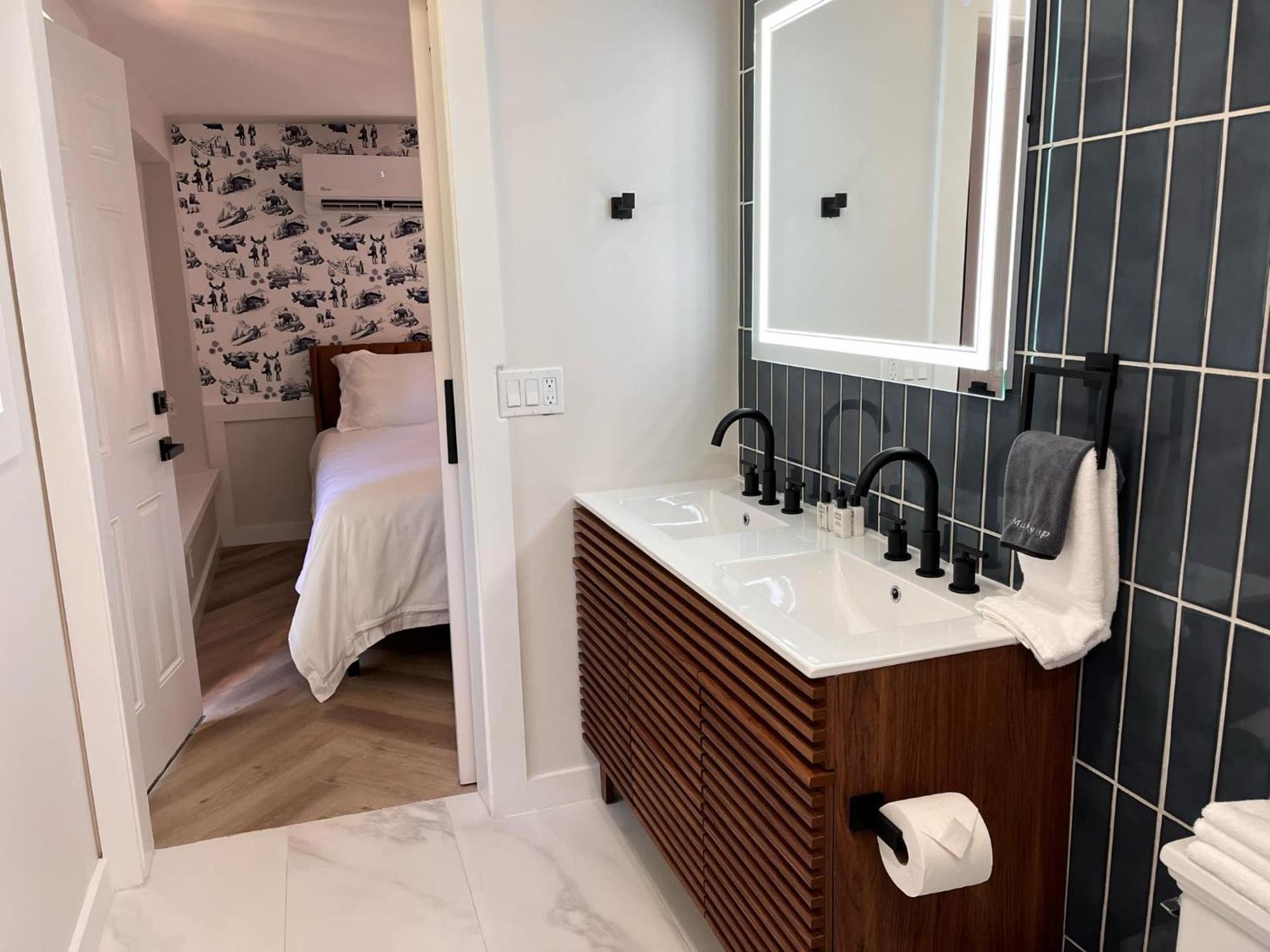 Chalet 239-Boutique Hotel Уэст-Довер Экстерьер фото